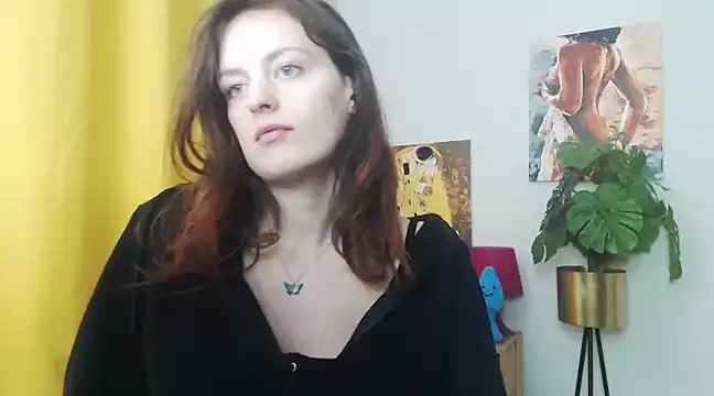 juicyNadine online show from 01-15-25, 09:24