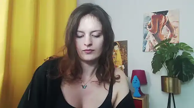 juicyNadine online show from 01-22-25, 09:24