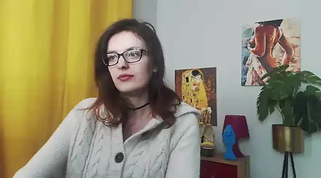 juicyNadine online show from 01-24-25, 06:24