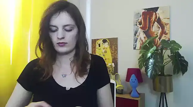 juicyNadine online show from 03-10-25, 12:26