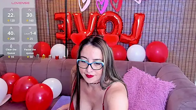 ariana cross online show from 02-14-25, 12:47