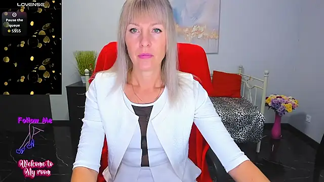 Snapshot of Anita_Tayson chatting on 10-26-25, 07:14 Anita Tayson online show from 10-26-25, 07:14