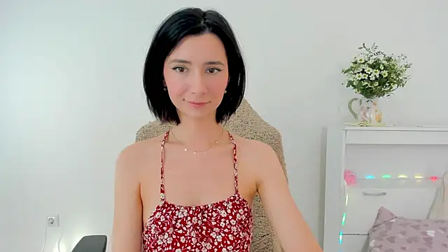 Snapshot of crystalnut chatting on 02-14-26, 03:25 crystalnut online show from 02-14-26, 03:25