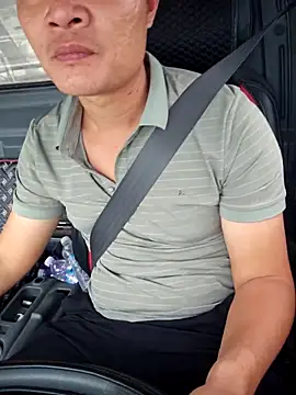 Vanilahirl online show from 12-05-25, 05:27