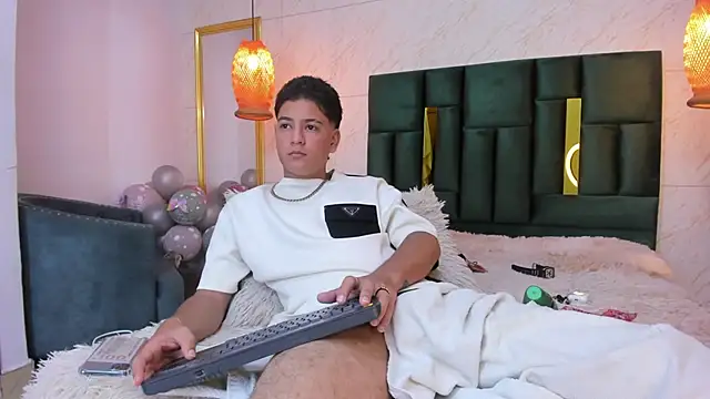 Levy Steve online show from 10-16-25, 06:47