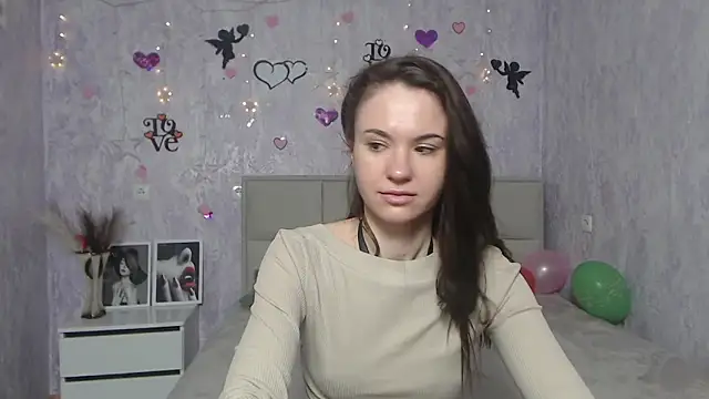 KaraCriegs online show from 02-04-25, 06:49