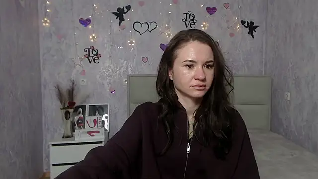 KaraCriegs online show from 02-27-25, 09:36