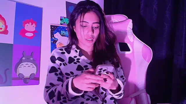 Snapshot of miss_onlybaby chatting on 11-20-25, 05:18 miss onlybaby online show from 11-20-25, 05:18