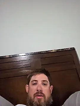 caliguy37 online show from 04-18-26, 03:21