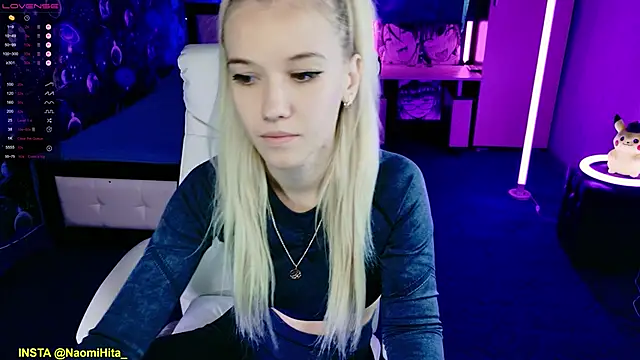 Snapshot of ShhhO_O chatting on 10-26-25, 11:27 ShhhO O online show from 10-26-25, 11:27