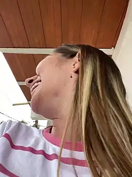 Iris love18 online show from 02-15-25, 08:22