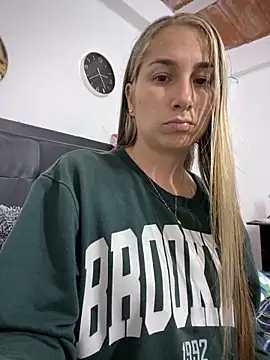 Iris love18 online show from 03-12-25, 07:38