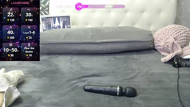 GinaAngelina online show from 01-25-25, 05:51