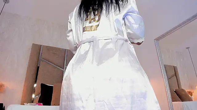 Martinaa Jones  online show from 03-09-26, 12:42