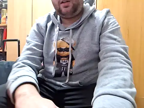 Javier bear online show from 02-24-25, 02:48