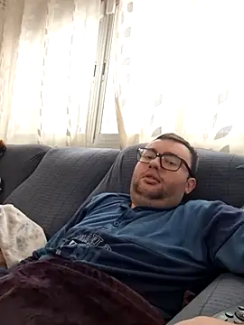 Javier bear online show from 02-13-26, 10:22