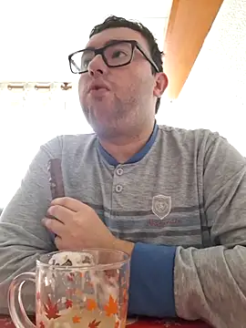 Javier bear online show from 03-15-26, 09:37