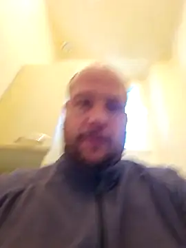 Snapshot of destructeur6 chatting on 03-26-26, 05:07 destructeur6 online show from 03-26-26, 05:07