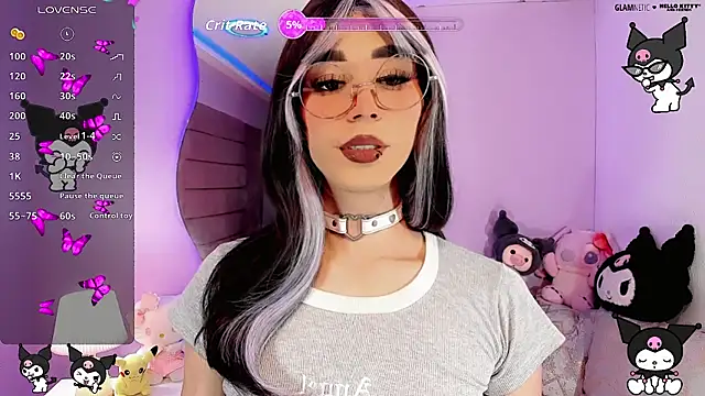 Snapshot of kimMaddiee chatting on 11-11-25, 09:26 kimMaddiee online show from 11-11-25, 09:26