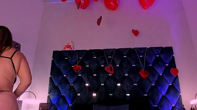 laura bassi online show from 02-15-25, 12:43