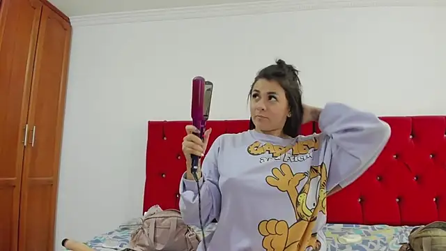 Snapshot of youlittle_perverts chatting on 02-25-25, 04:10 youlittle perverts online show from 02-25-25, 04:10