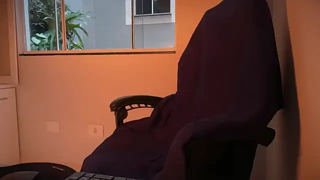 Smoker Ginger online show from 07-17-26, 07:41