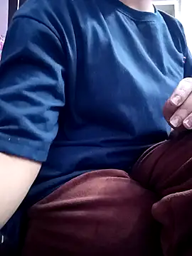 Snapshot of Harpreet_49 chatting on 12-17-24, 09:28 Harpreet 49 online show from 12-17-24, 09:28