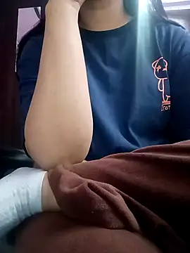 Snapshot of Harpreet_49 chatting on 01-11-25, 06:45 Harpreet 49 online show from 01-11-25, 06:45