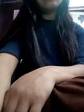 Snapshot of Harpreet_49 chatting on 02-13-25, 06:30 Harpreet 49 online show from 02-13-25, 06:30