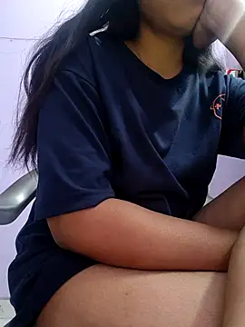 Snapshot of Harpreet_49 chatting on 10-29-25, 05:53 Harpreet 49 online show from 10-29-25, 05:53