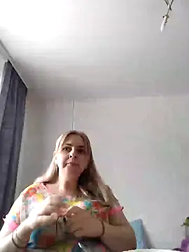 Lady nice cat online show from 03-15-25, 10:03