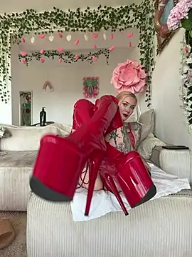 Stella-Kink online show from 03-04-26, 01:39