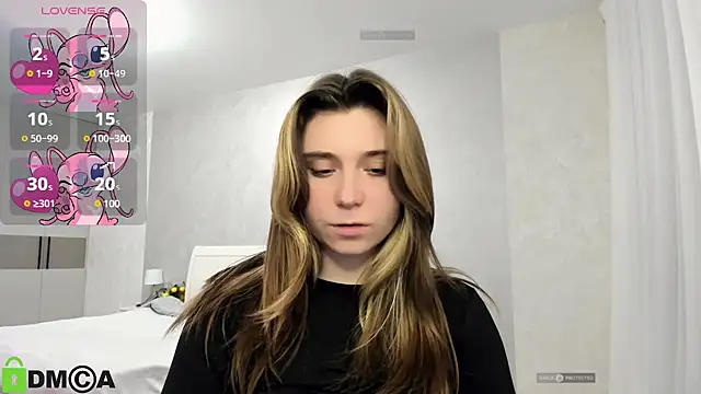 Snapshot of SweetMonicka chatting on 12-18-24, 04:39 SweetMonicka online show from 12-18-24, 04:39