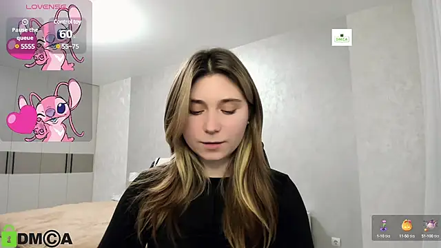 Snapshot of SweetMonicka chatting on 12-30-24, 05:02 SweetMonicka online show from 12-30-24, 05:02