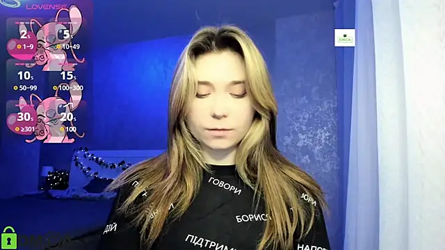 Snapshot of SweetMonicka chatting on 01-23-25, 03:11 SweetMonicka online show from 01-23-25, 03:11