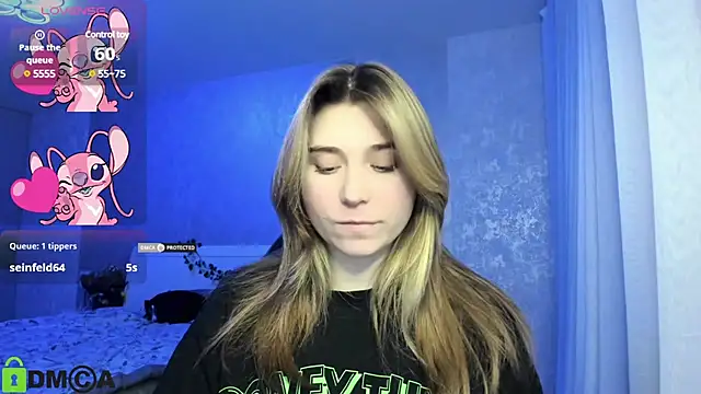 Snapshot of SweetMonicka chatting on 02-12-25, 05:16 SweetMonicka online show from 02-12-25, 05:16