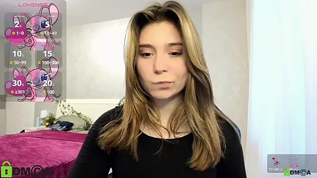 Snapshot of SweetMonicka chatting on 03-09-25, 03:49 SweetMonicka online show from 03-09-25, 03:49