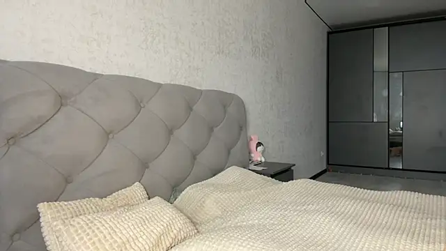 GracefulCharm online show from 01-23-25, 07:11