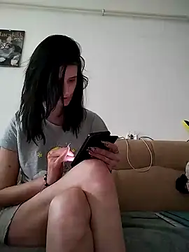 Snapshot of LauraBaby chatting on 12-23-24, 11:47 LauraBaby online show from 12-23-24, 11:47