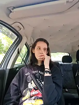 LauraBaby online show from 05-03-26, 11:38