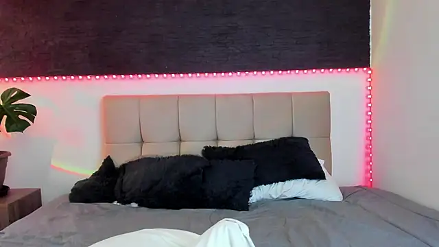 anaroman01 online show from 01-26-25, 09:07