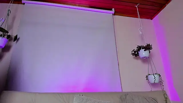 roselinedior online show from 01-22-25, 03:29