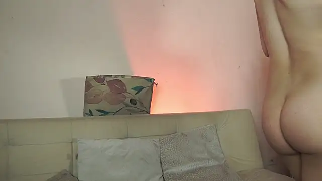 roselinedior online show from 03-17-25, 06:42