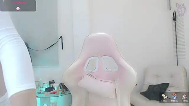 sasha mom69  online show from 11-26-25, 04:19