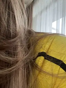 Snapshot of curvyflawless chatting on 02-21-25, 09:34 curvyflawless online show from 02-21-25, 09:34