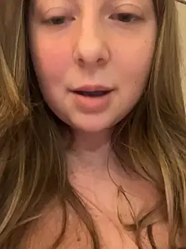 Snapshot of curvyflawless chatting on 02-23-25, 09:44 curvyflawless online show from 02-23-25, 09:44