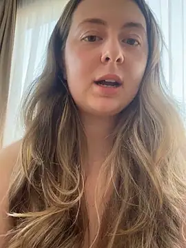 Snapshot of curvyflawless chatting on 03-08-25, 01:36 curvyflawless online show from 03-08-25, 01:36