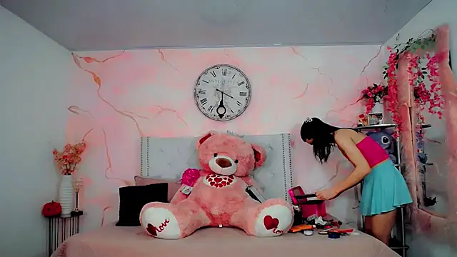 Snapshot of maria_camilacms chatting on 02-13-26, 06:15 maria camilacms online show from 02-13-26, 06:15