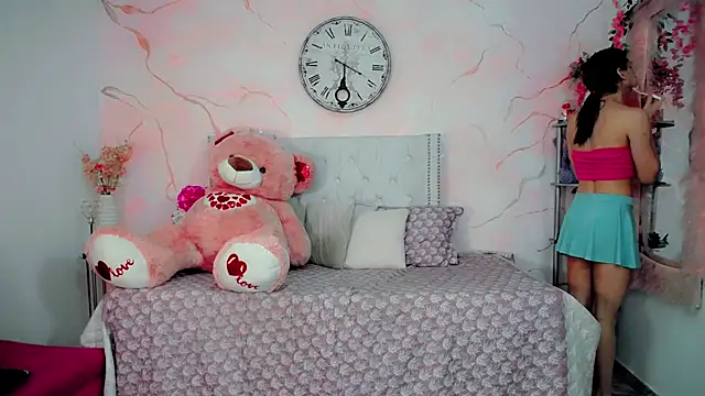 Snapshot of maria_camilacms chatting on 02-16-26, 06:15 maria camilacms online show from 02-16-26, 06:15