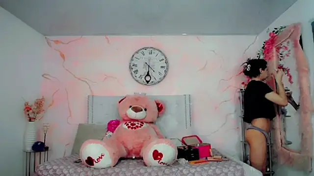 Snapshot of maria_camilacms chatting on 02-24-26, 06:06 maria camilacms online show from 02-24-26, 06:06